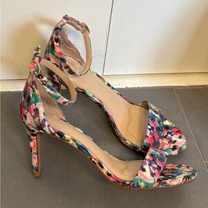 NEW watercolor floral ankle strap heel sandals size 6
